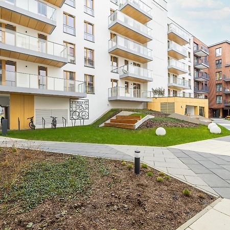 Cozy Apartment Orawska With Balcony By Noclegi Renters Krakow Exterior photo